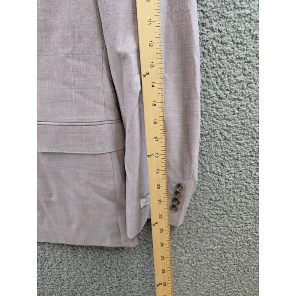 Tayion Collection Regular-Fit Suit Jacket Men's 42S Pink Windowpane Long Sleeve